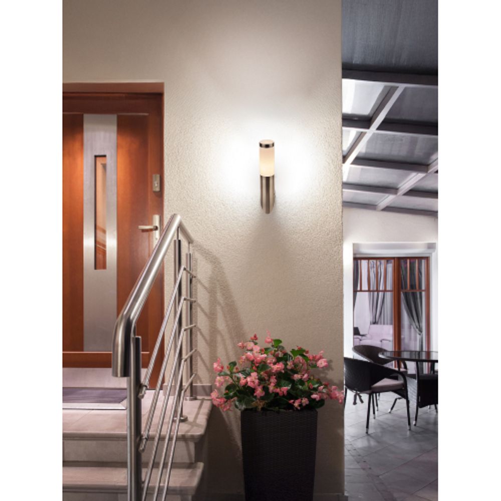 WL18 Подсветка ЭРА Декоративная подсветка E27 MAX40W IP44 хром/белый | Настенная подсветка