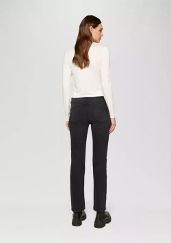 Джинсы женские Regular Fit / Mid Rise / Straight Leg