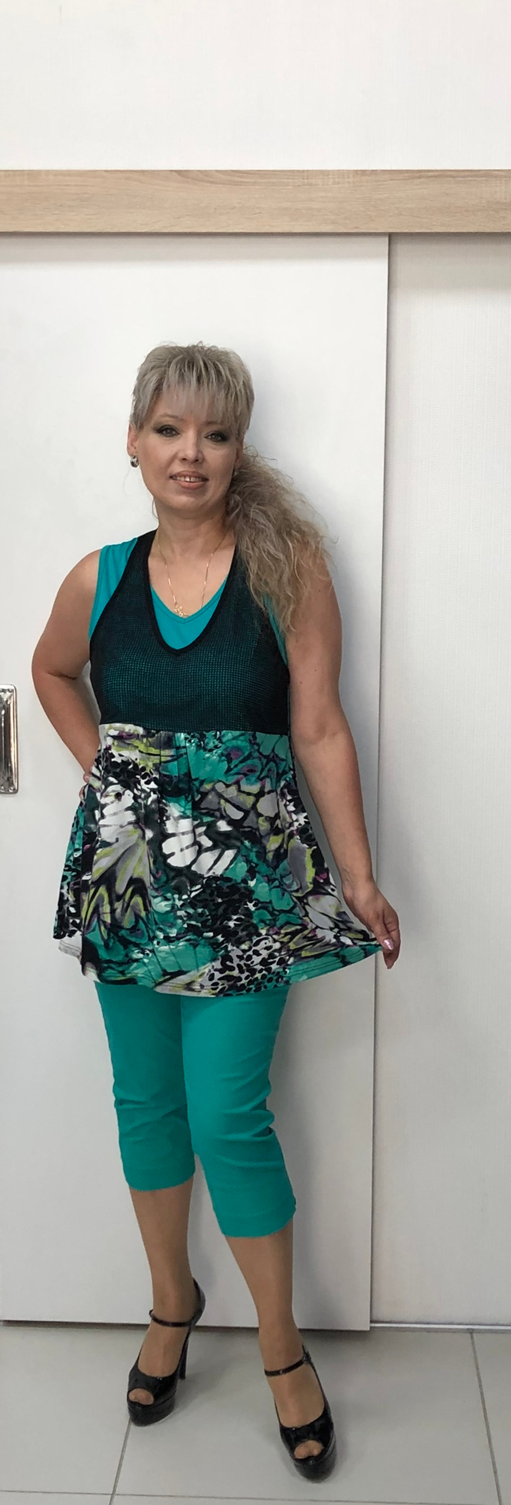 Комбинированный топ-туника в бирюзово-черных тонах