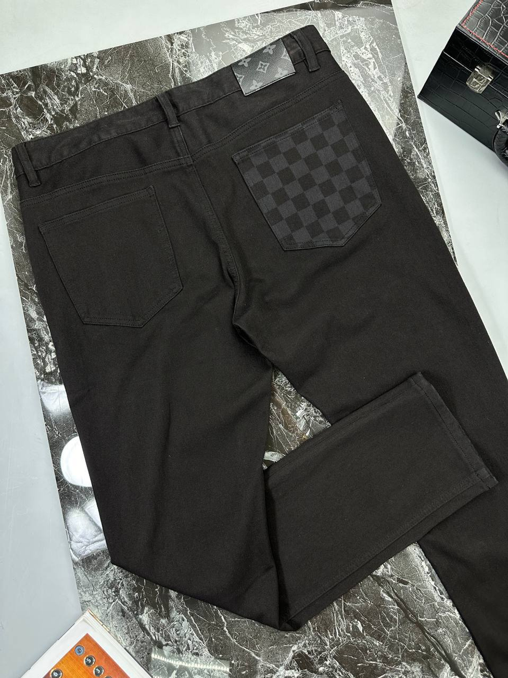 Джинсы Louis Vuitton