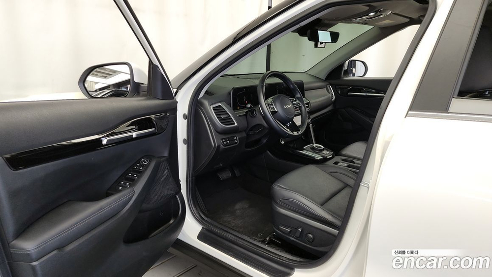Kia The New Seltos Бензин 1.6 Turbo 4WD (02.2023)