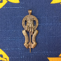 Подвеска. Десница короля. Hand of kings