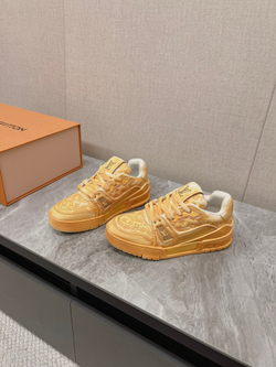 Louis Vuitton Trainer (4 colors)