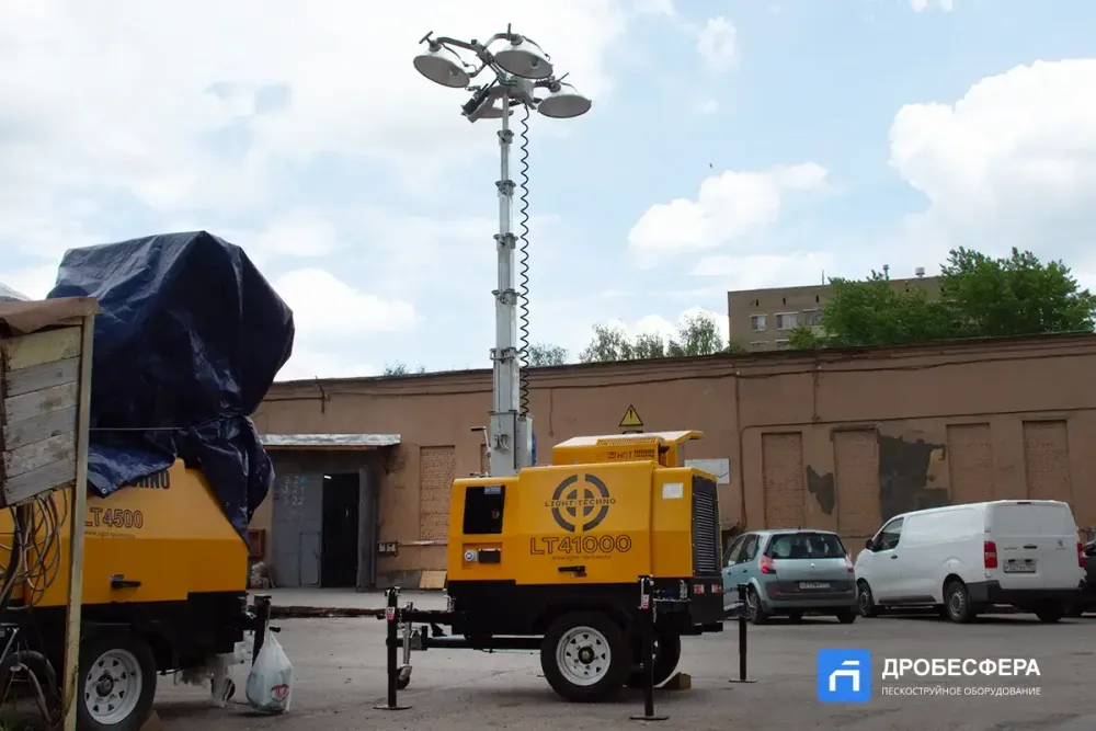 Осветительная мачта LT41000Q 9 метров с дизелем Perkins