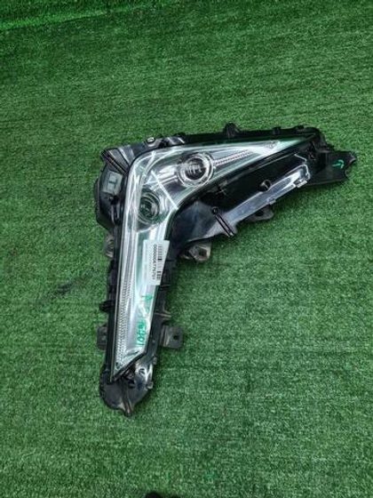 ПТФ правая Lexus LX 3 570 (2015-2023)