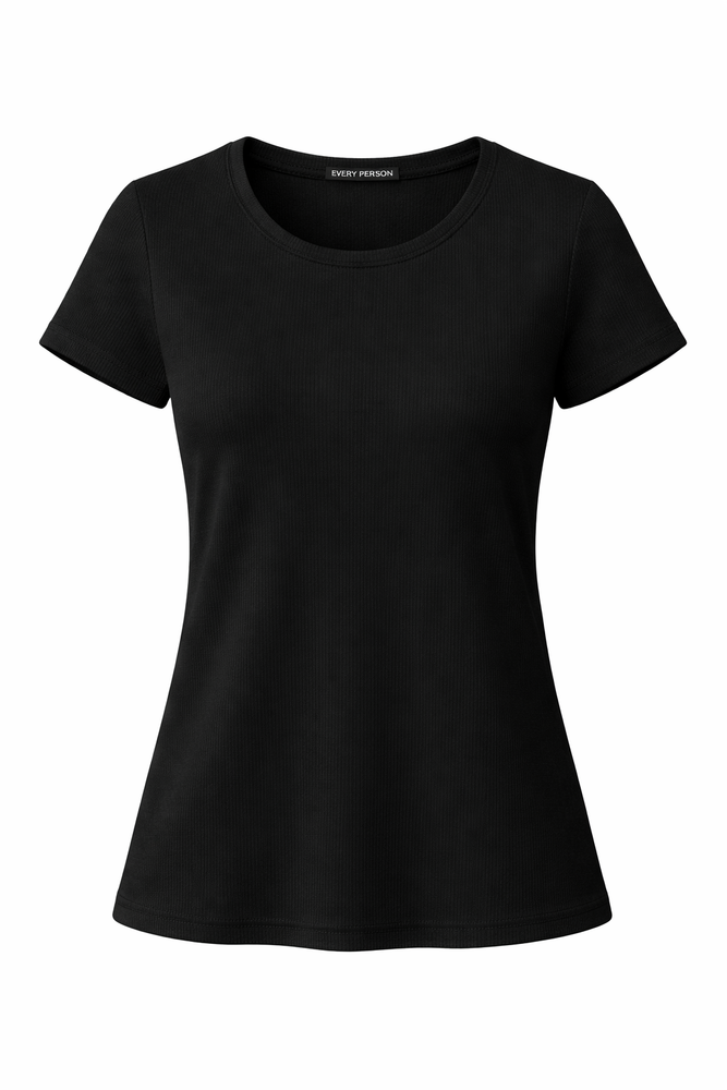 Черная футболка 02