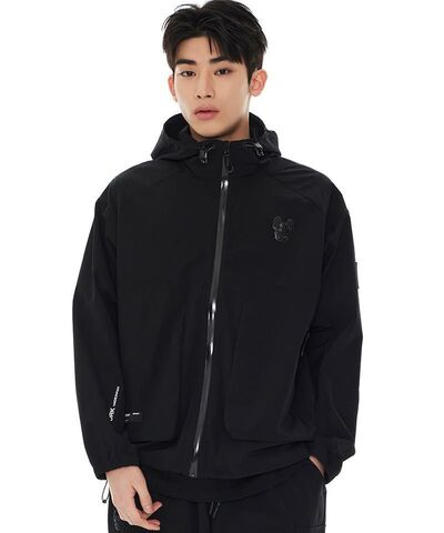 Куртка с капюшоном из нейлона