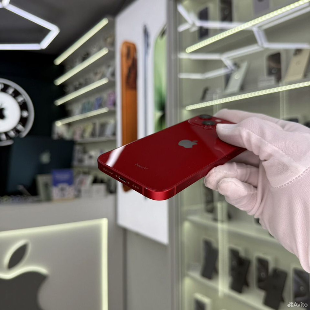 iPhone 13, 256 ГБ, SIM + eSIM б/у