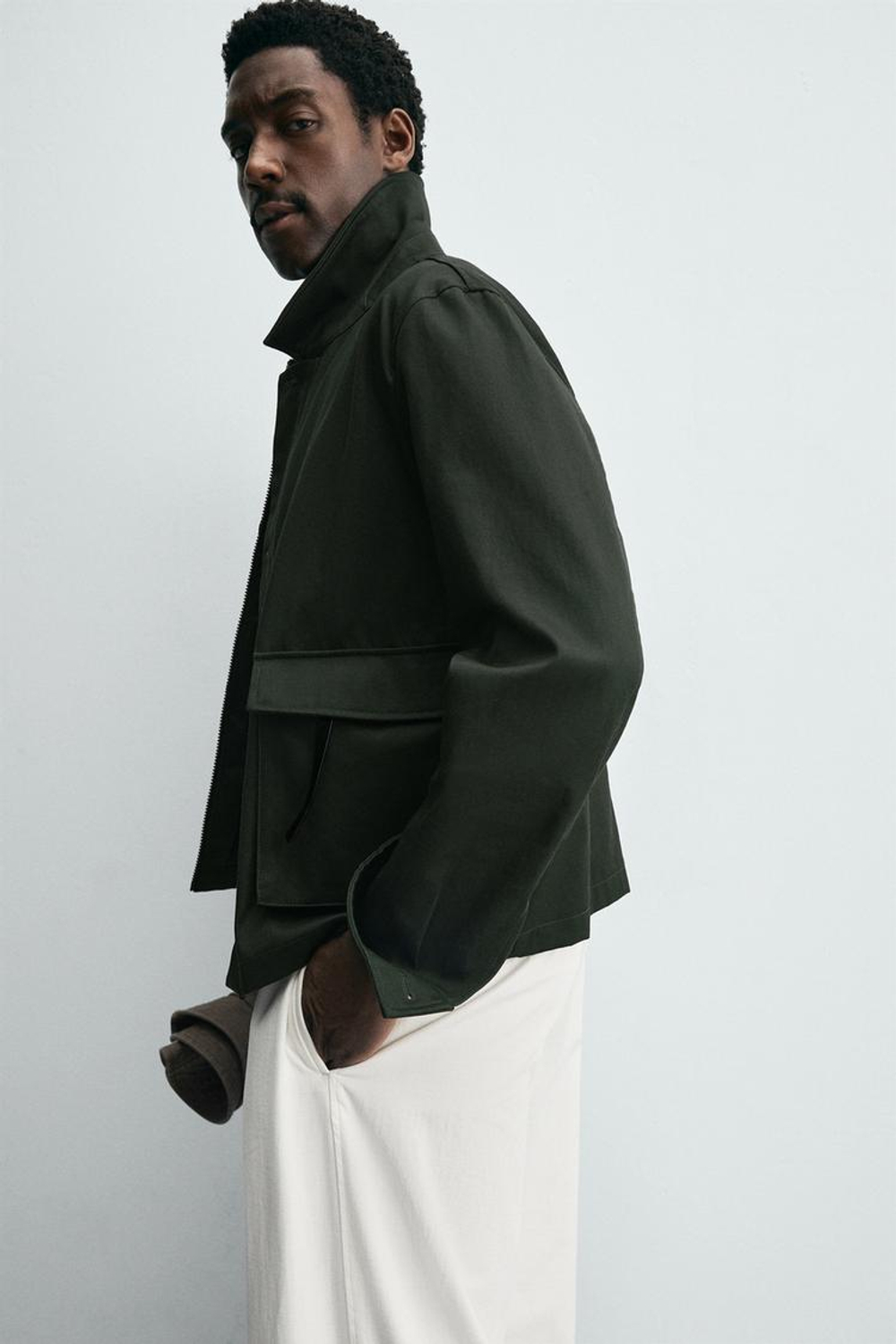 ZARA КУРТКА КЛАССИЧЕСКОГО КРОЯ С КАРМАНАМИ, ТЕМНО-ЗЕЛЕНЫЙ