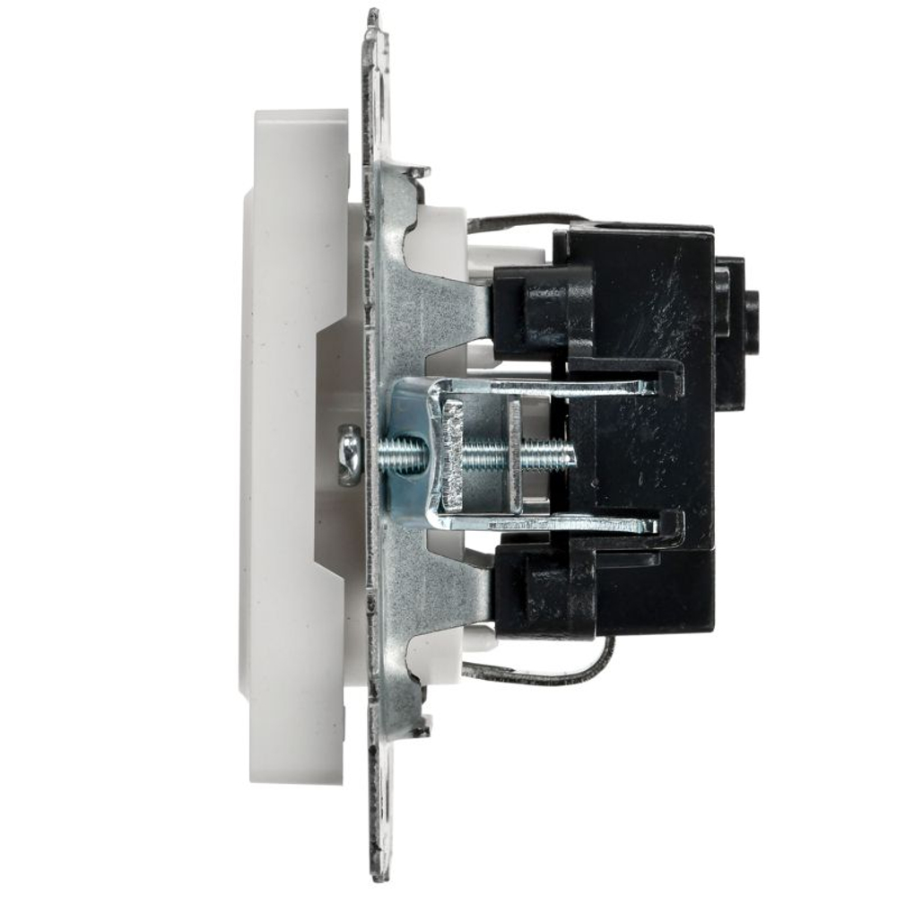 Розетка BRITE РС11-1-0-БрБ 16А с заземл. без защ. шторки механизм бел. IEK BR-R11-16-K01