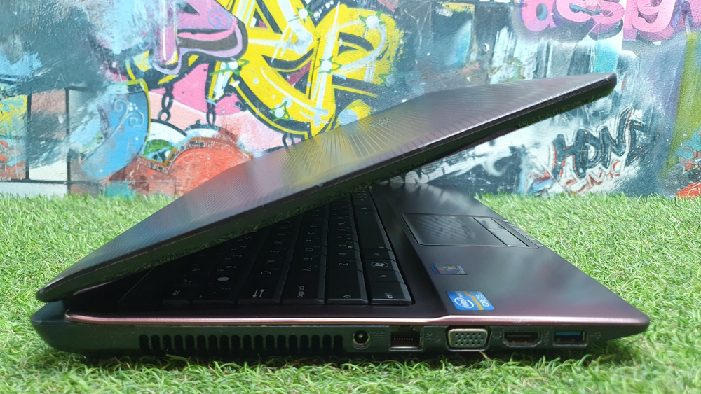 Ноутбук ASUS i5/6 Gb/GT540M 2Gb/ X53SV-SX557R (90N3GS184W2D29RD13AY) / Windows 7