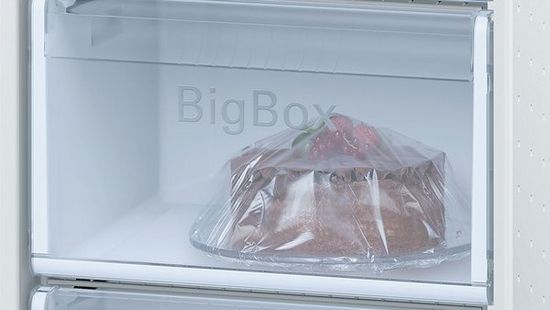 Холодильник Bosch KGN 39AK18R