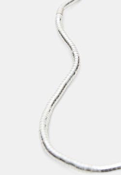 STRADIVARIUS Гибкое ожерелье, серый