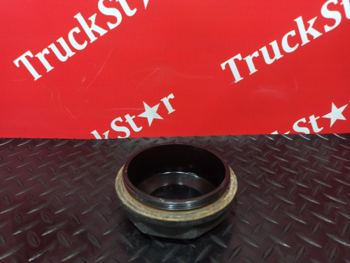 Крышка передней ступицы