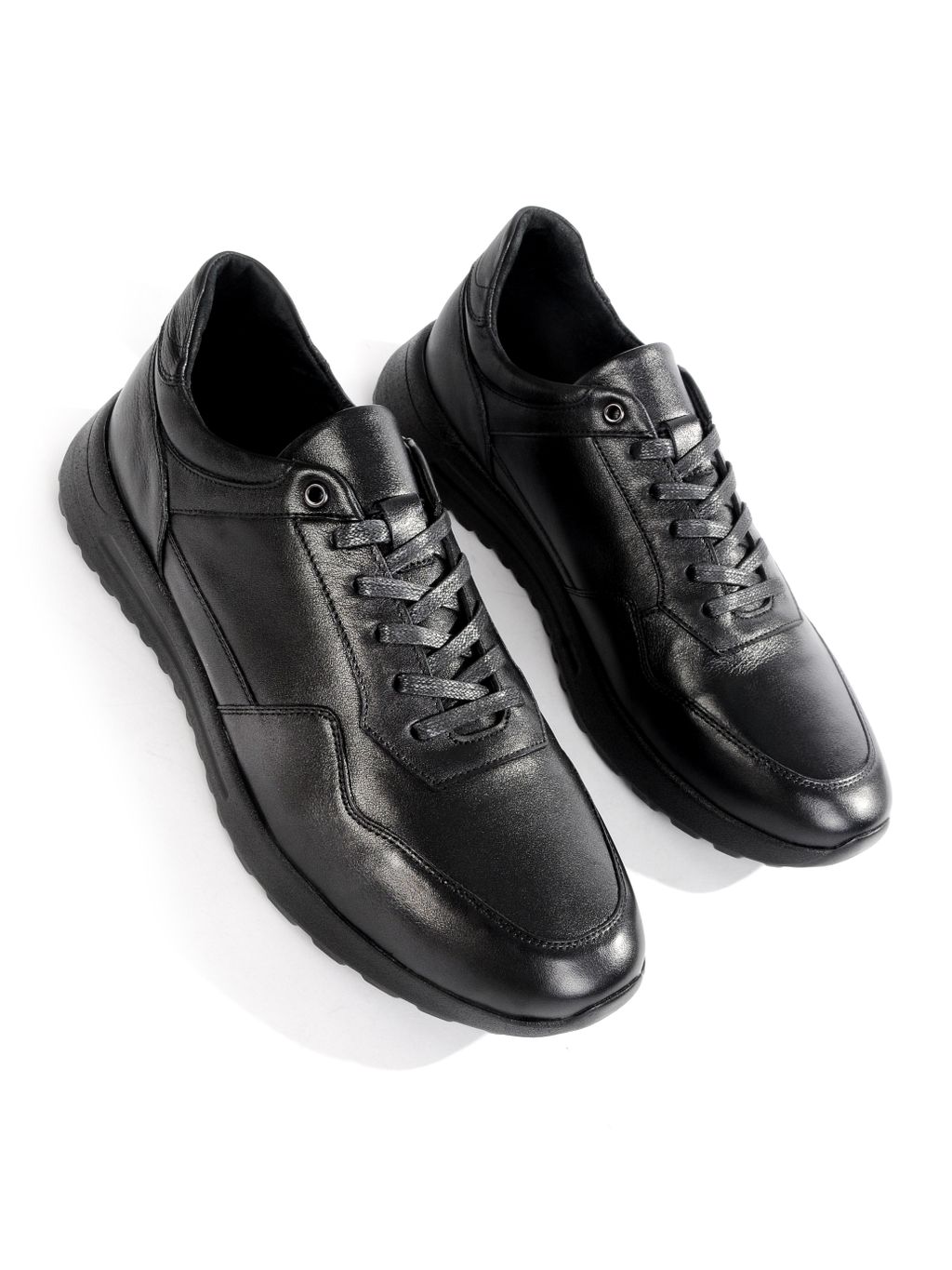 Кроссовки V7290