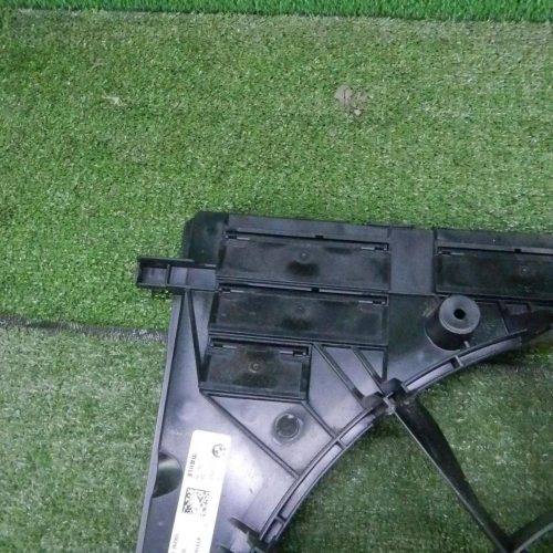 Диффузор вентилятора BMW X7 G07 (2019-н.в.)