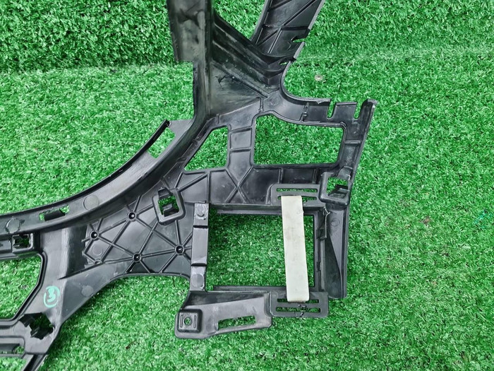 Кронштейн бампера Mercedes GLE c292 (15-19) AMG