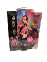 Кукла Monster High «Draculaura» HHK51 — популярная героиня