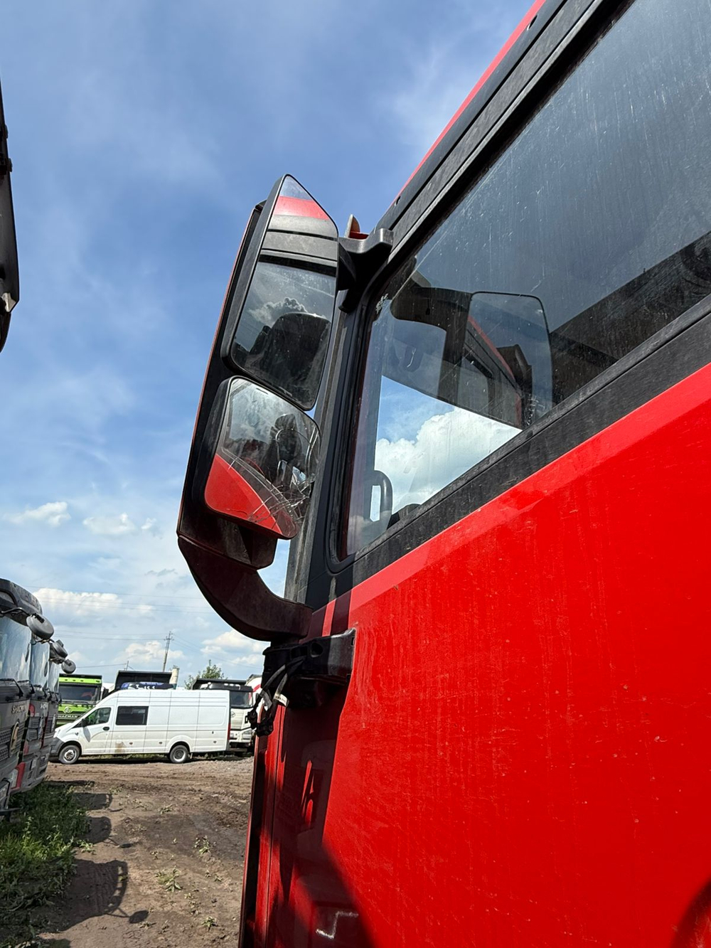 Shacman (Shaanxi) SX* 8x4 Самосвал SX33186V366 (Дизельный, 11,6 л, 440 л.с., МТ)