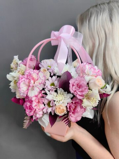 Сумочка в розовой гамме