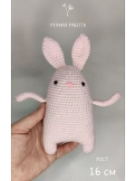 Вязаная игрушка "Зайчик"