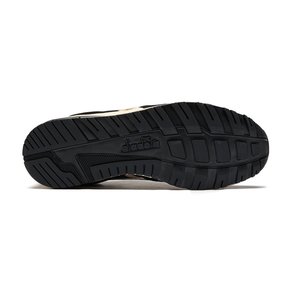Кроссовки Diadora N902