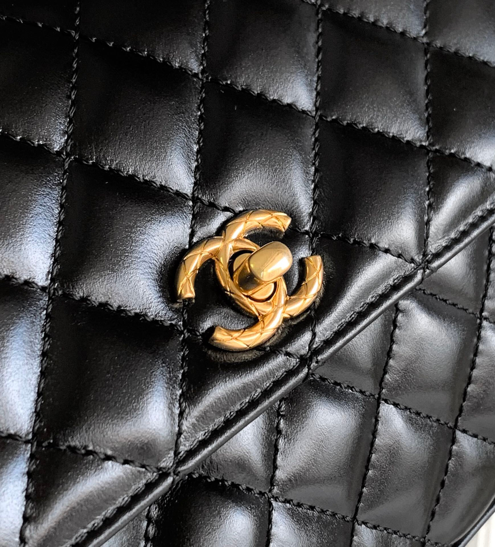 Chanel Bag 23 cm