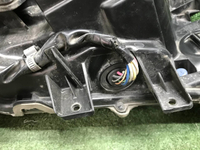 Битая Фара левая Toyota Land Cruiser 200 15-21 LED