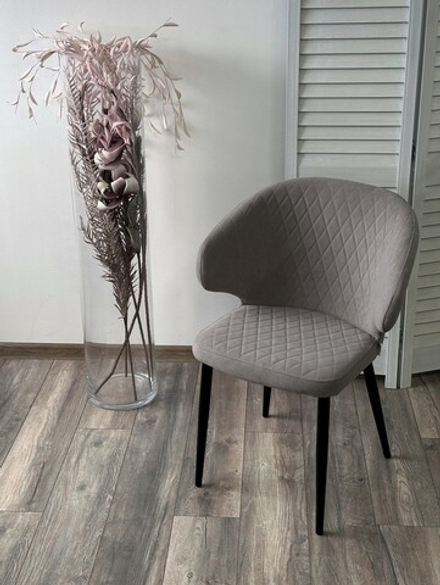 Стул М-City DISAUR Хилтон, B22 Серый, Велюр, Черный каркас