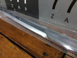 Накладка крышки багажника Mercedes E (W213) 20-нв Б/У Оригинал A2137573600