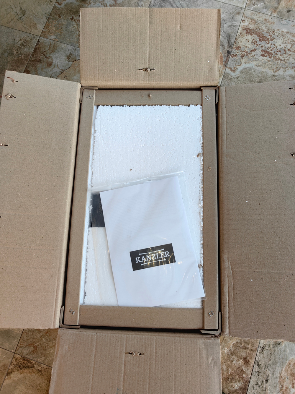 вытяжка D 548 S