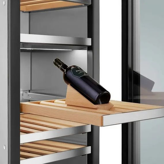 Встраиваемый винный шкаф Signature SKSCW182RP