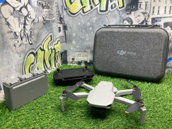DJI Mini SE Fly More Combo