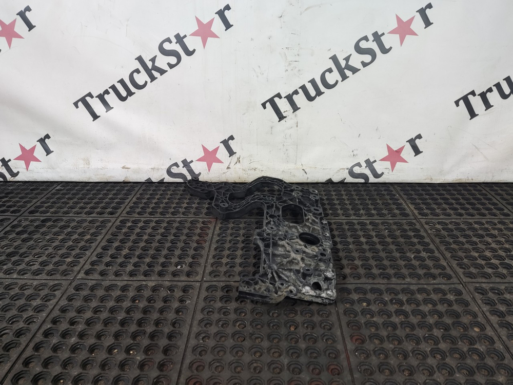 Кронштейн ПТФ правой 2023г