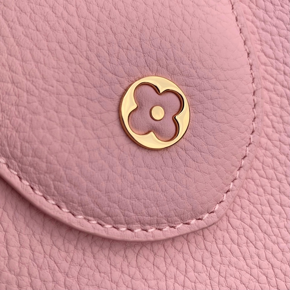 Louis Vuitton Capucines BB