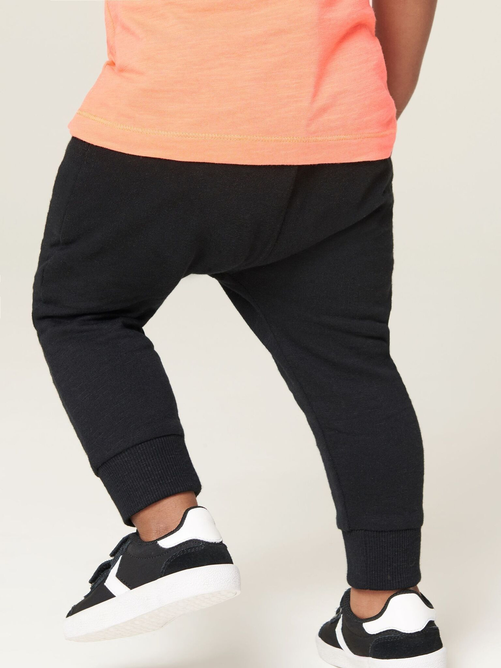 Джоггеры для мальчика Next 347-598, Черный