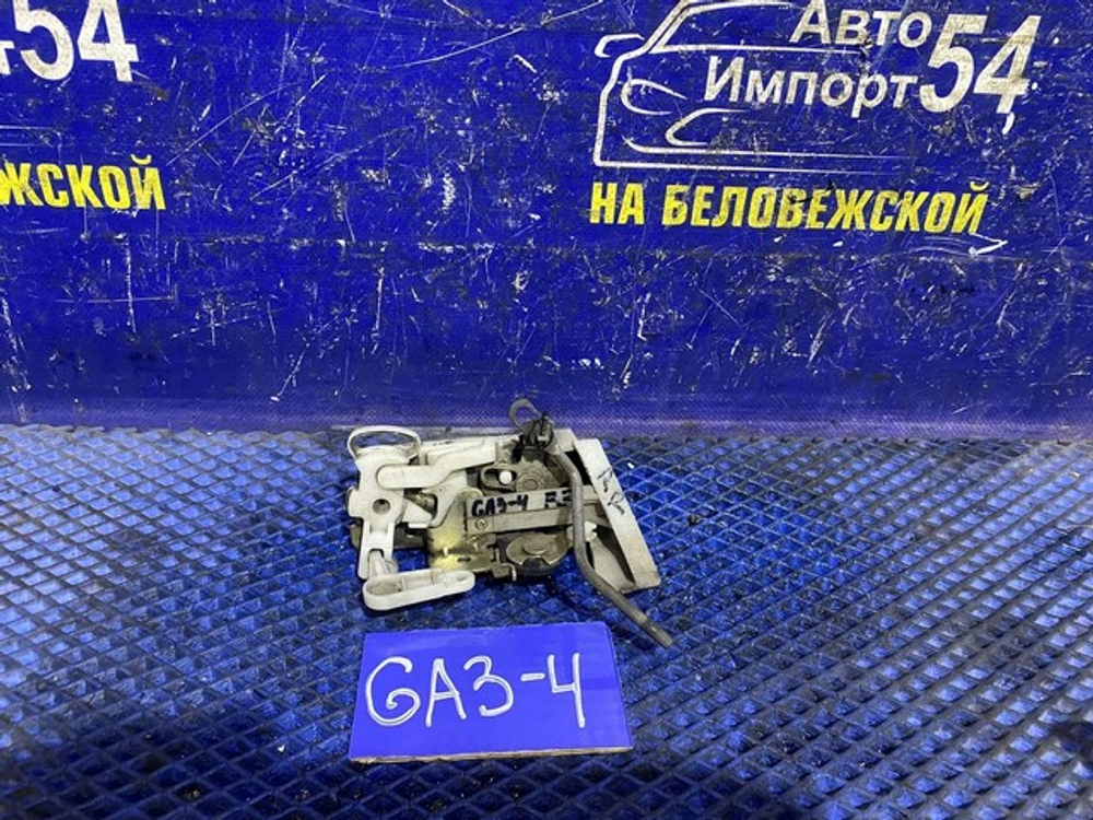 Замок двери задней правой Honda LOGO 1997