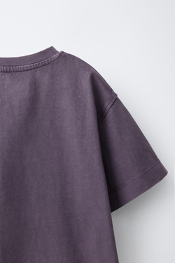 ZARA ФУТБОЛКА HEAVY WEIGHT С ЭФФЕКТОМ ПОТЕРТОСТИ, ЛИЛОВЫЙ