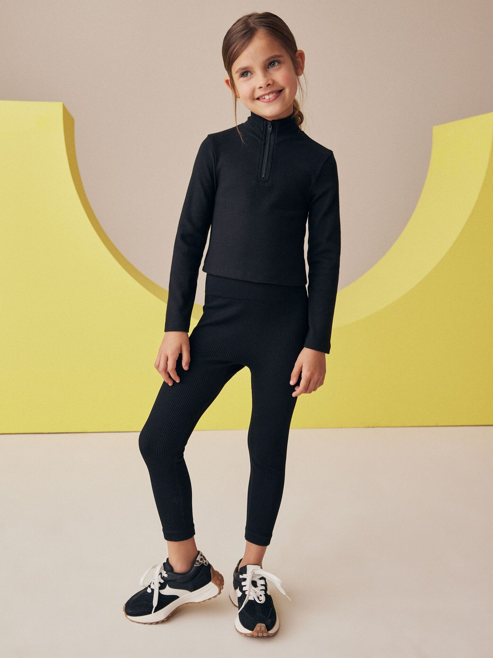 Легинсы бесшовные для девочки Next B15-056, Черный