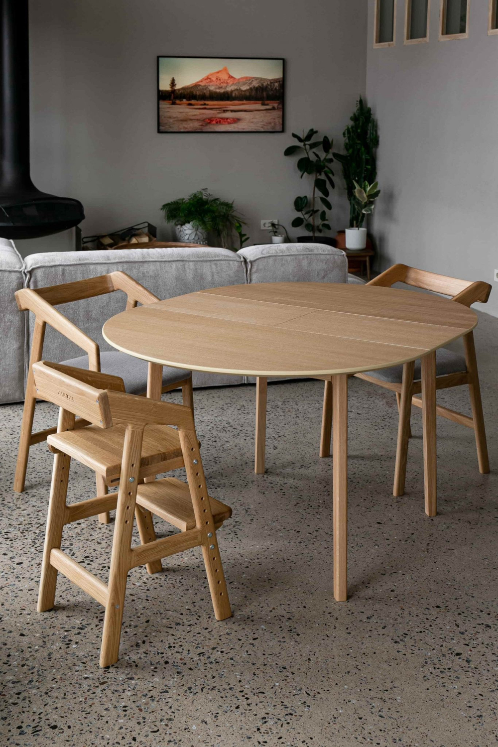 Растущий стул: натуральный дуб, дубовое сиденье