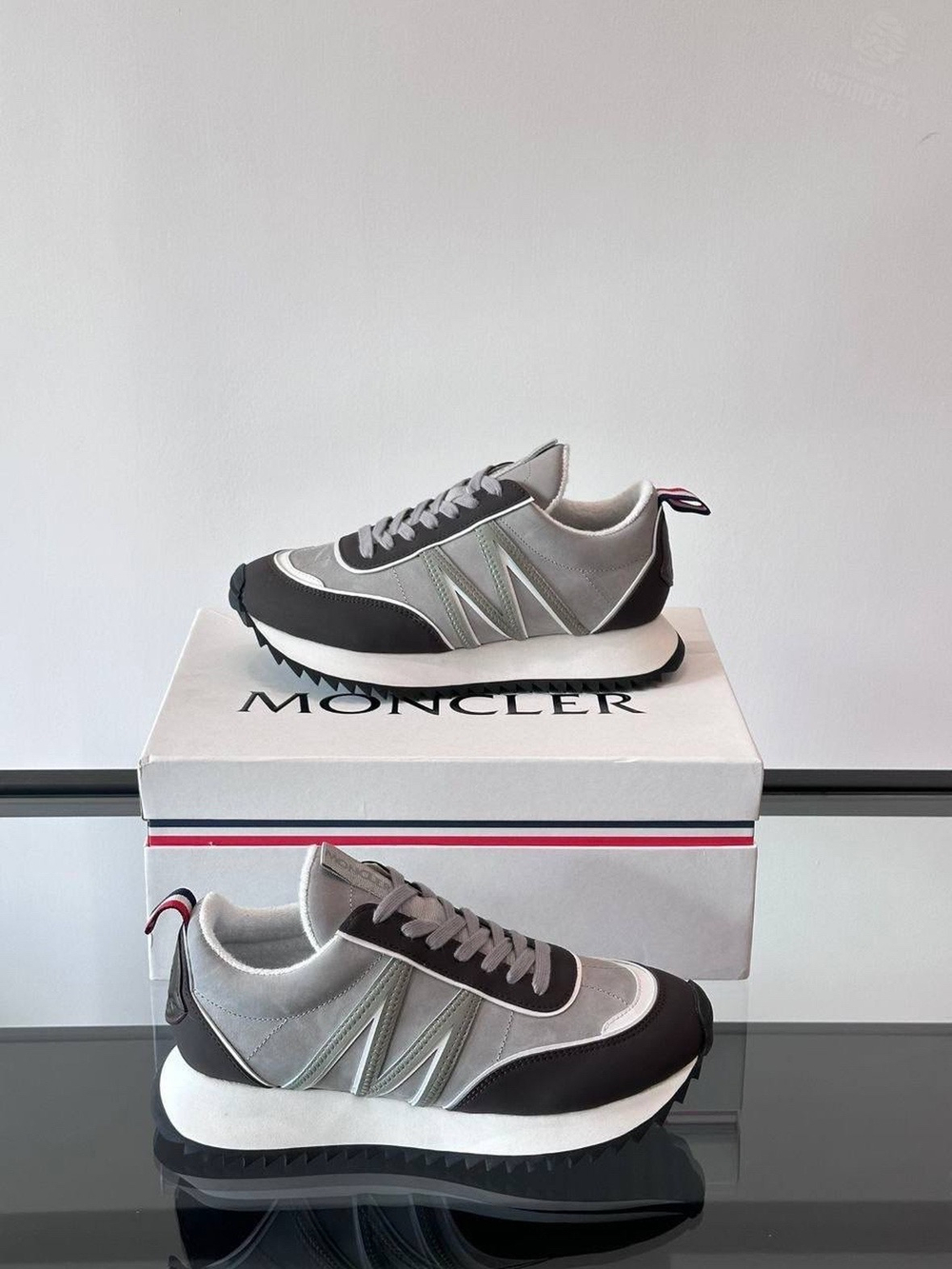 Кроссовки Moncler