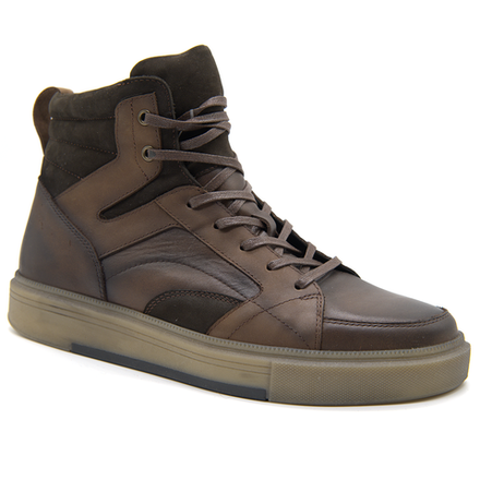 Высокие кроссовки