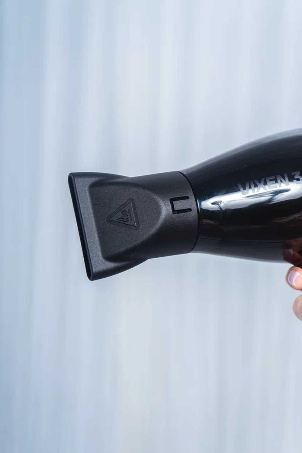 Профессиональный фен для волос VIXEN3