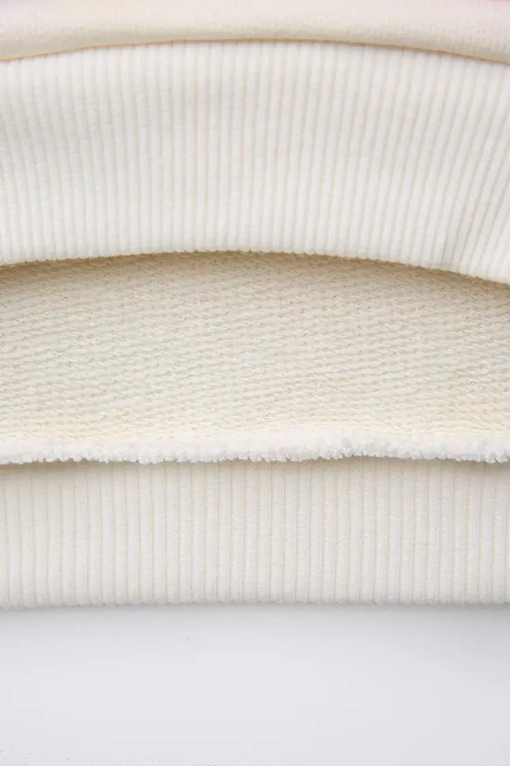 ZARA КОКМПЛЕКТ ИЗ ТОЛСТОВКИ И ЛЕГИНСОВ В РУБЧИК С ПРИНТОМ PEPPA PIG™, ЭКРЮ