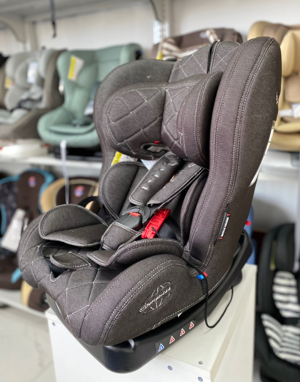 Автокресло "Compass" 1029A  гр.0-1-2, 0-25кг. (black jeans)