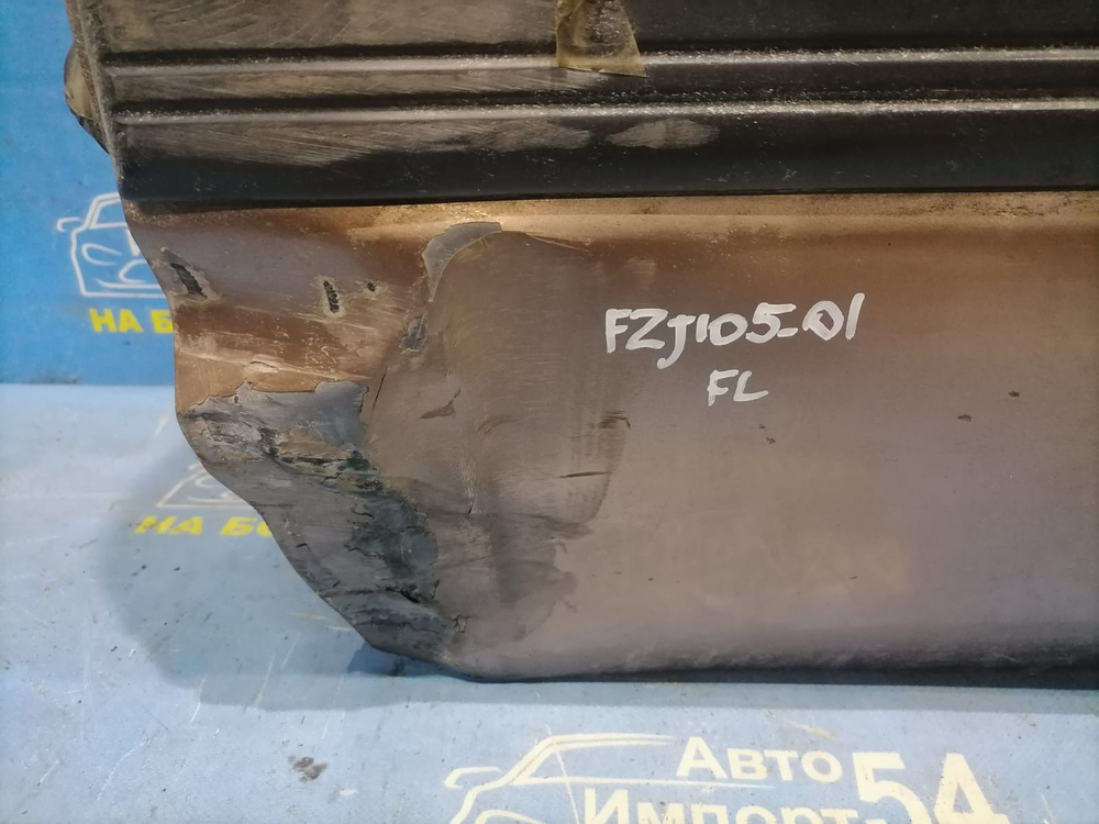 Дверь передняя левая TOYOTA LAND CRUISER 1999