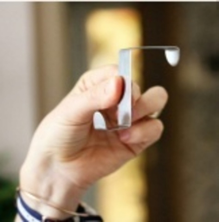 Крючок на дверь