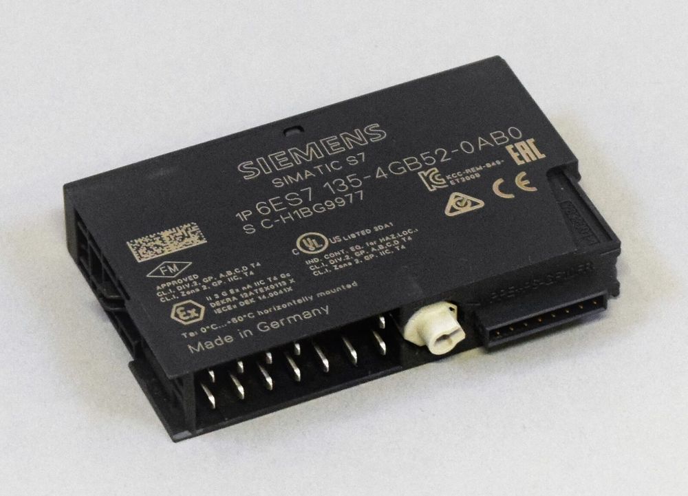 SIEMENS 6ES7135-4GB52-0AB0