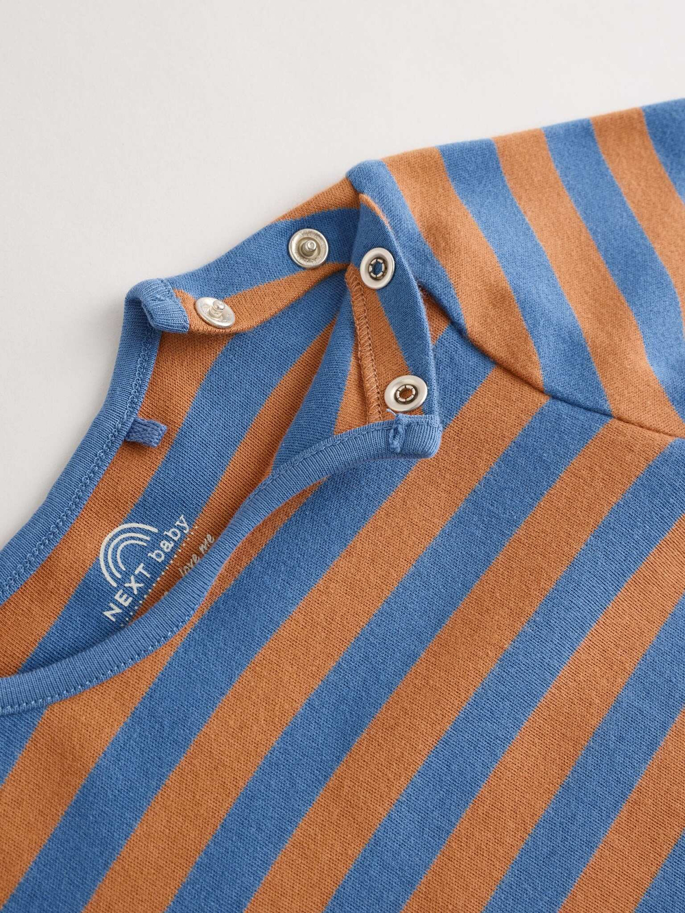 Джинсовый комбинезон и боди в комплекте для малышей Next N22-275, Синий, Оранжевый