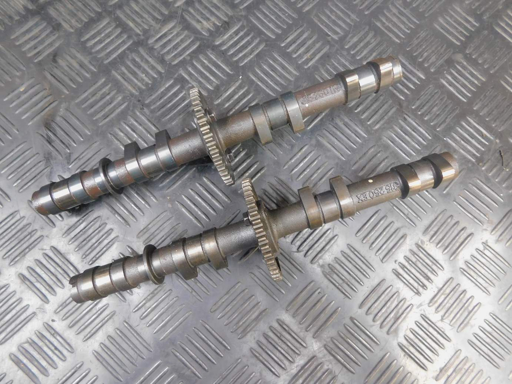 Распредвалы Kawasaki ZZR 400 98 052982